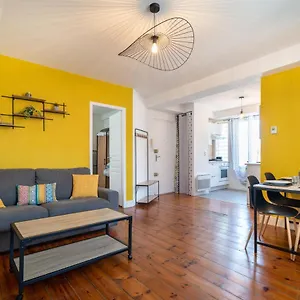 Apartamento L'indus T2--hyper Centre--tout Confort--clim--wifi, Lourdes